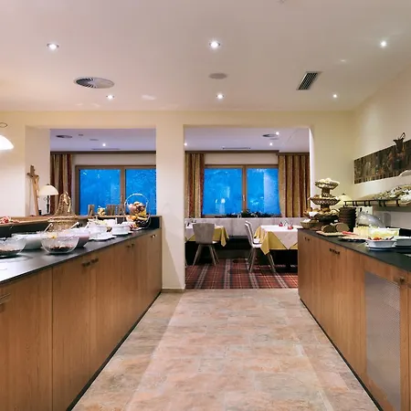 Waldcafe Hotel